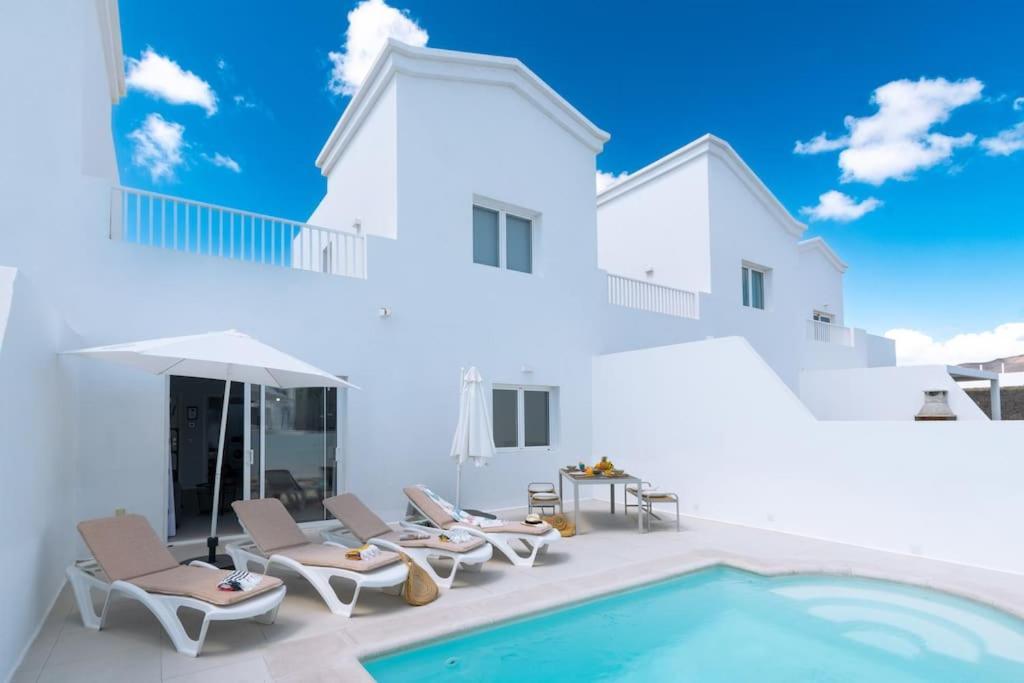 Casa Lolalo - Modern Villa With Pool, 15Min Walk To Marina Rubicon Плайя-Бланка Екстер'єр фото